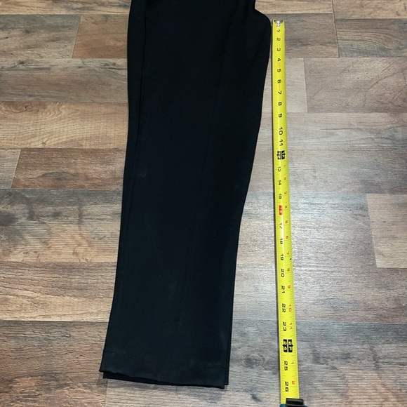 NWOT Express Editor Slacks.  Size 0 Short. - Picture 9 of 12